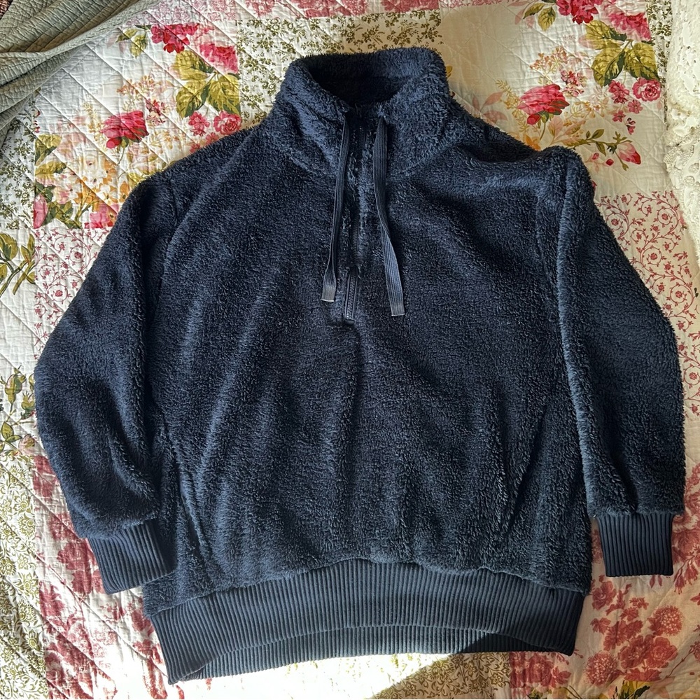 Navy Blue soft cozy sherpa quarter zip Sweater size large